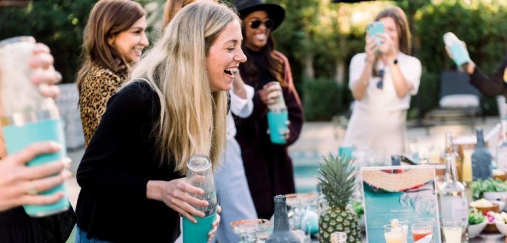 hen party cocktail classes